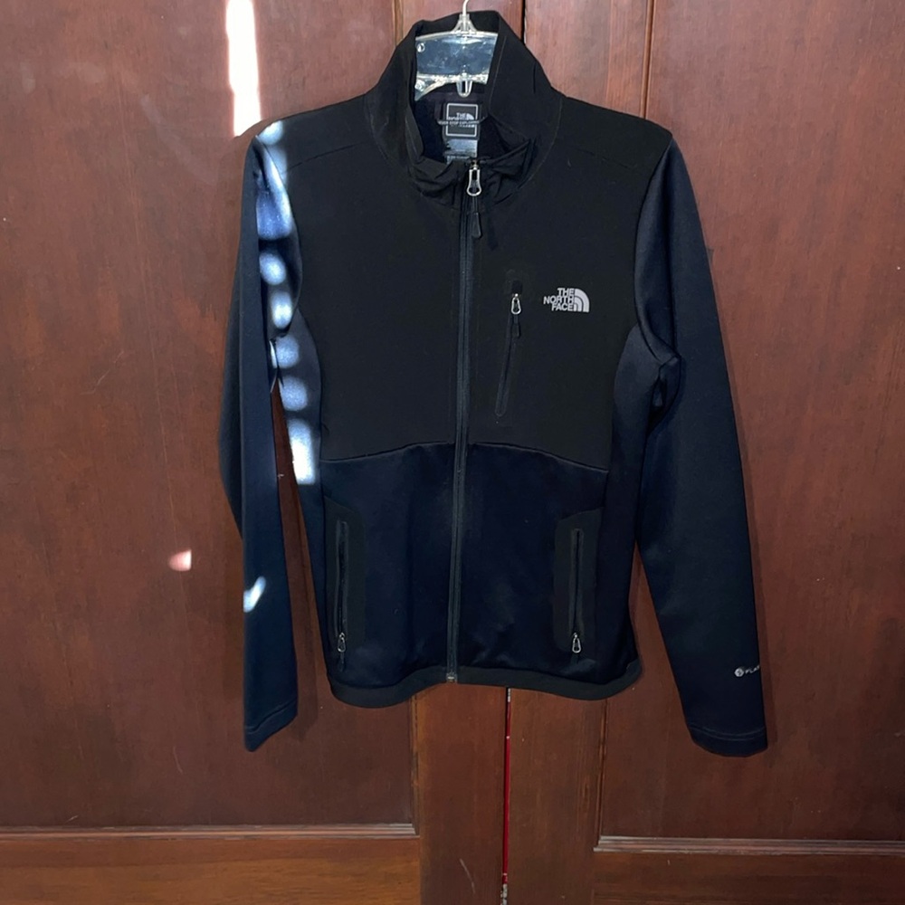 The North Face women’s FlashDry zip up Jacket